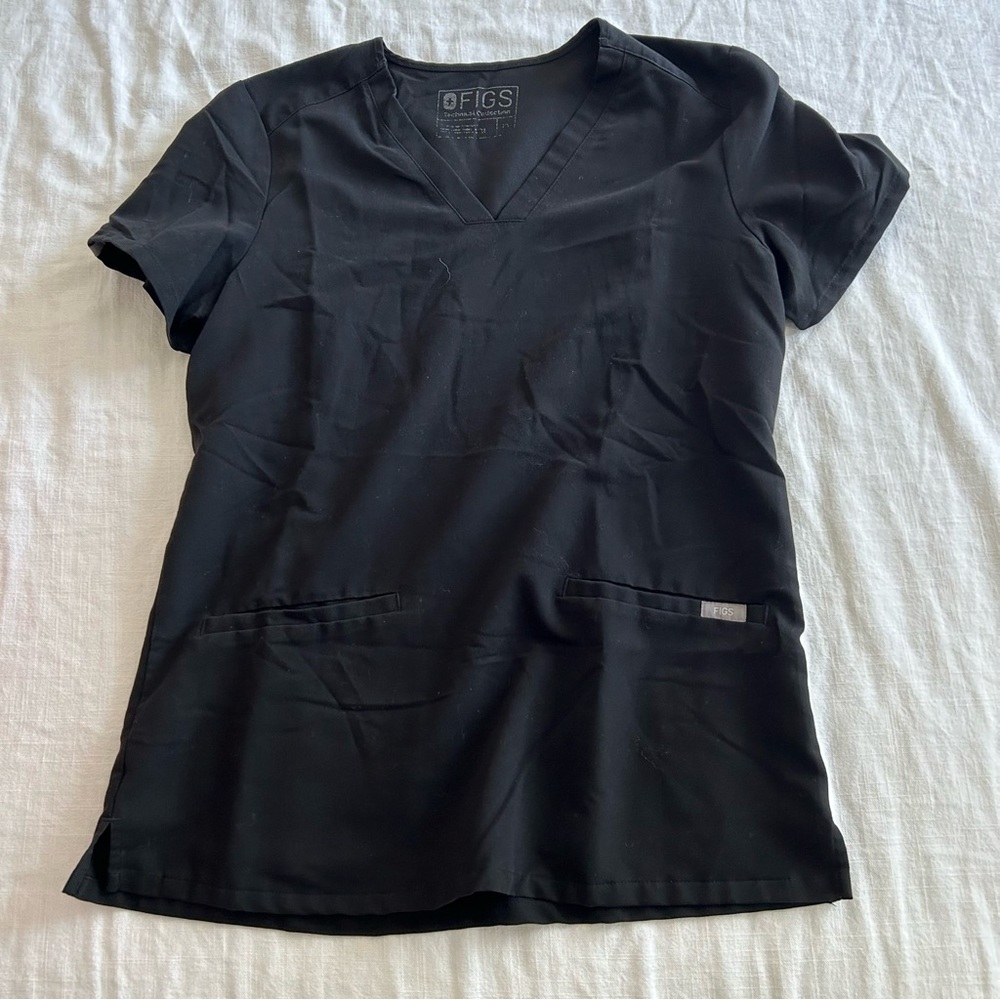 FIGS Women's Black scrub set